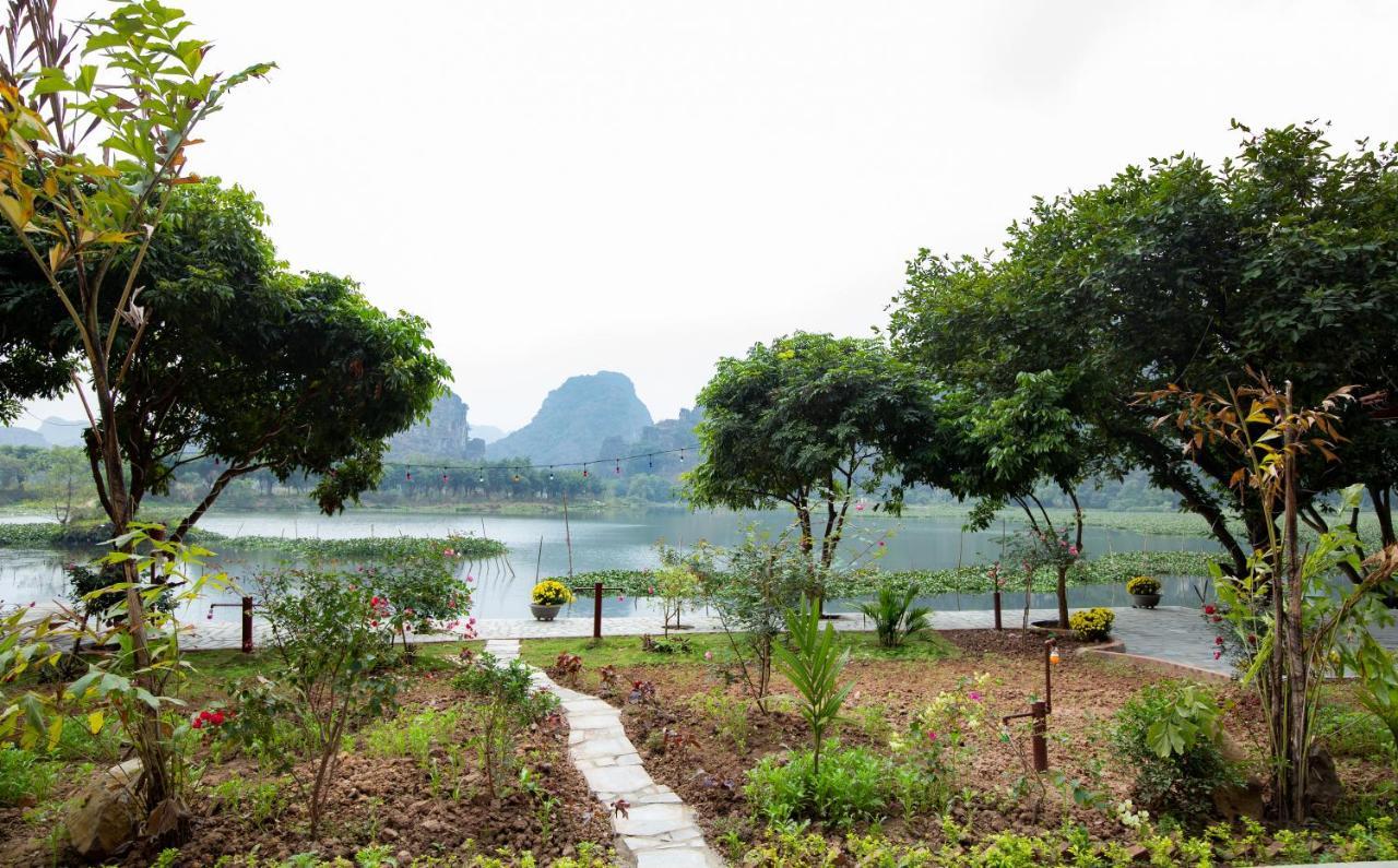 Serena Riverside Homestay - Trang An นิญบิ่ญ ภายนอก รูปภาพ