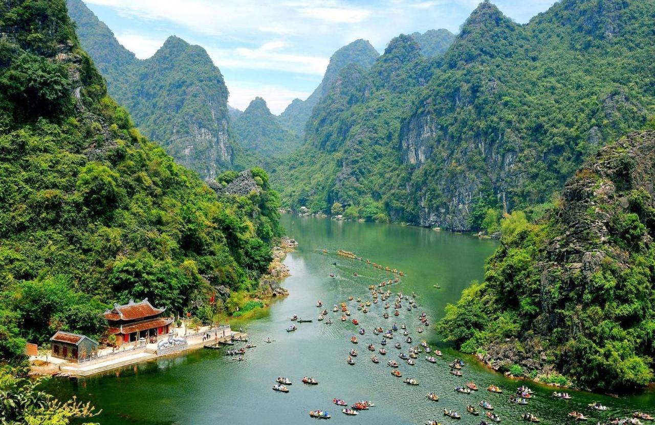 Serena Riverside Homestay - Trang An นิญบิ่ญ ภายนอก รูปภาพ