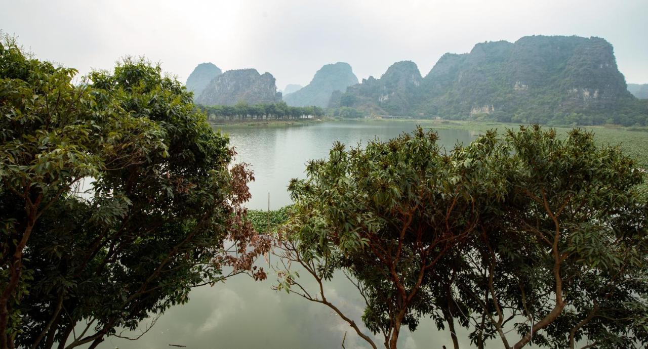 Serena Riverside Homestay - Trang An นิญบิ่ญ ภายนอก รูปภาพ